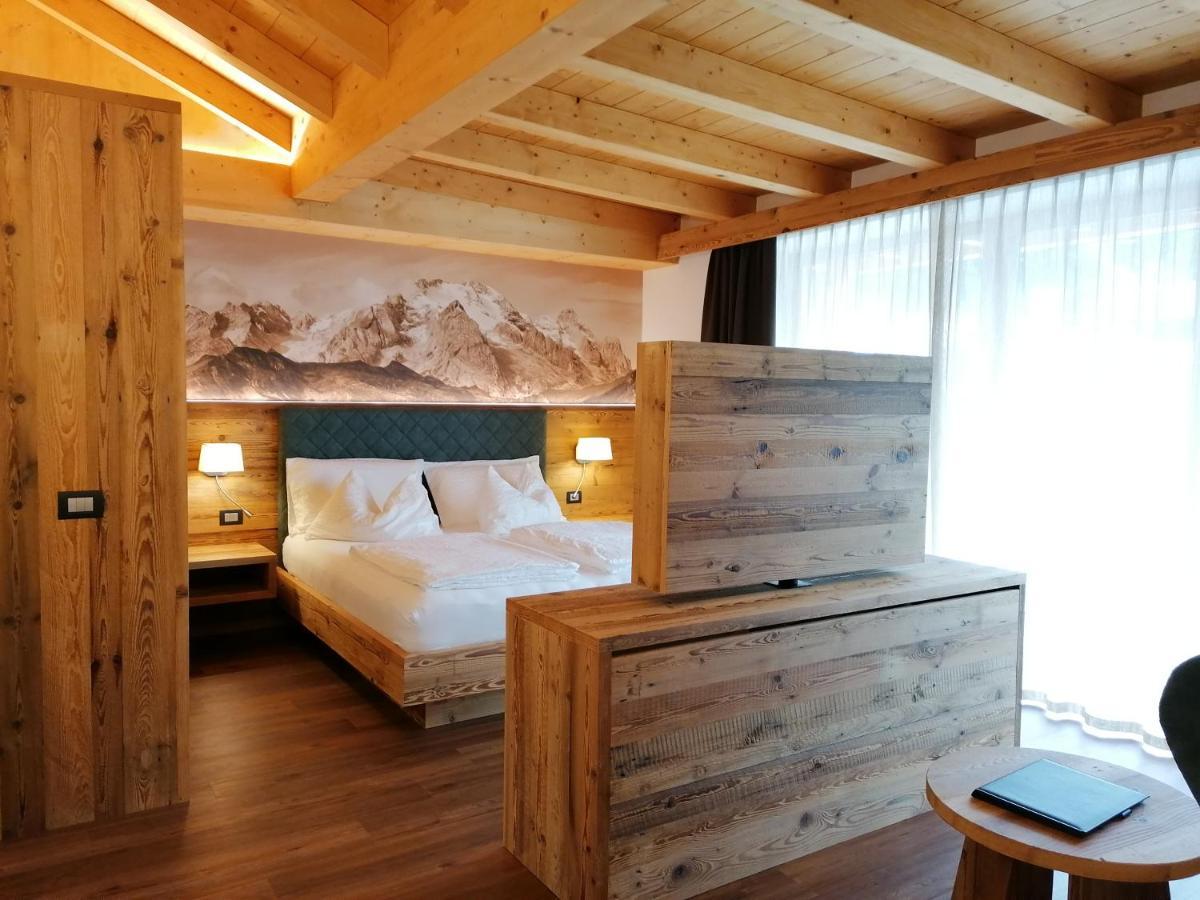 Dolomites B&B - Suites, Apartments And Spa Tesero Eksteriør bilde