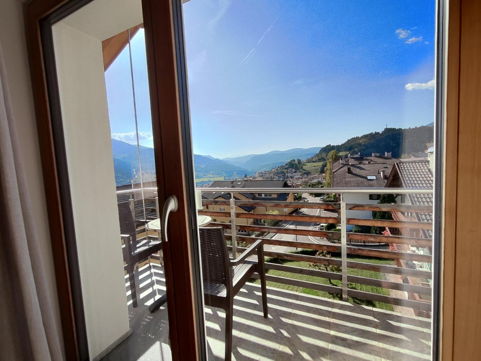 Dolomites B&B - Suites, Apartments And Spa Tesero Eksteriør bilde