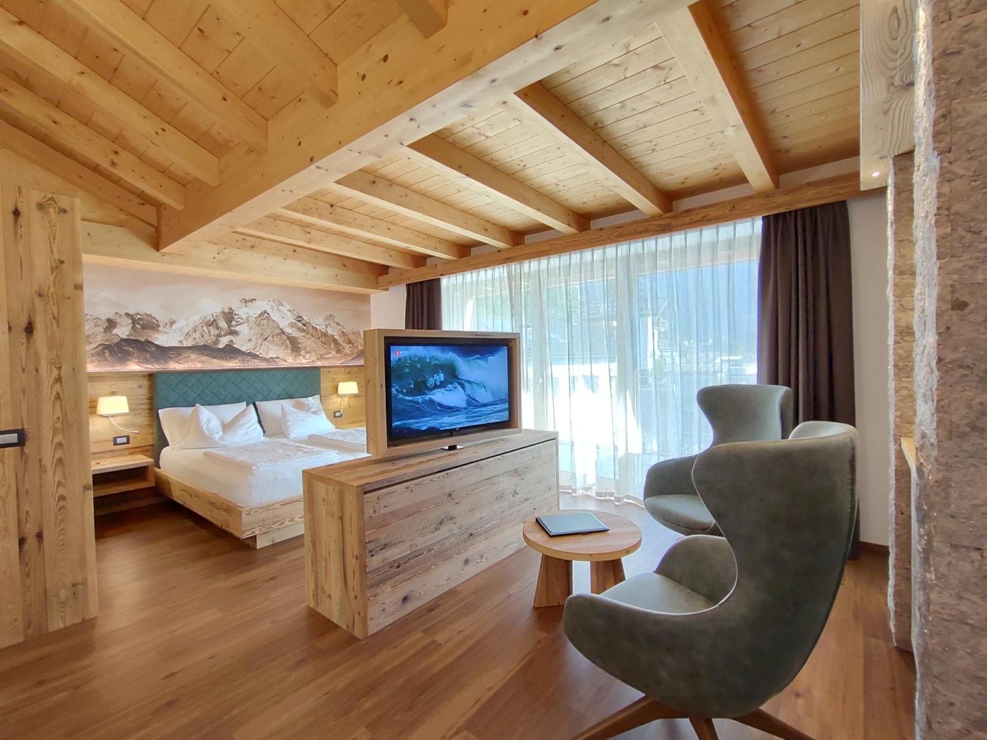 Dolomites B&B - Suites, Apartments And Spa Tesero Eksteriør bilde